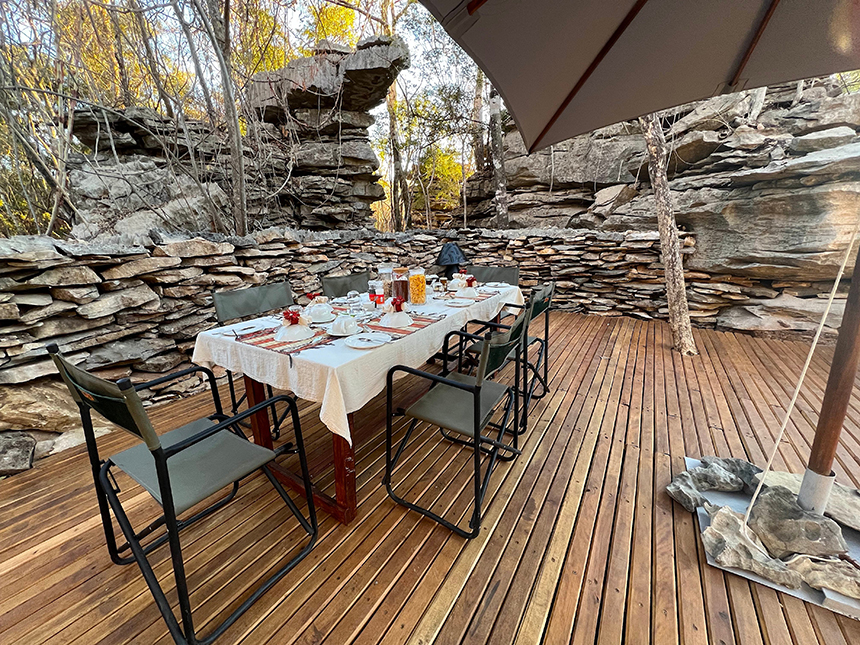 Dining area - Namoroka Tsingy Camp - Safari Camps in Namoroka National Park, Madagascar - Africa Discovery